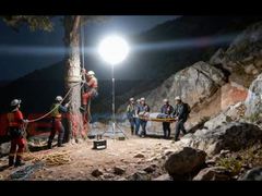 Lampu Balon Bulan Bebas Silau Portabel 90cm 360°